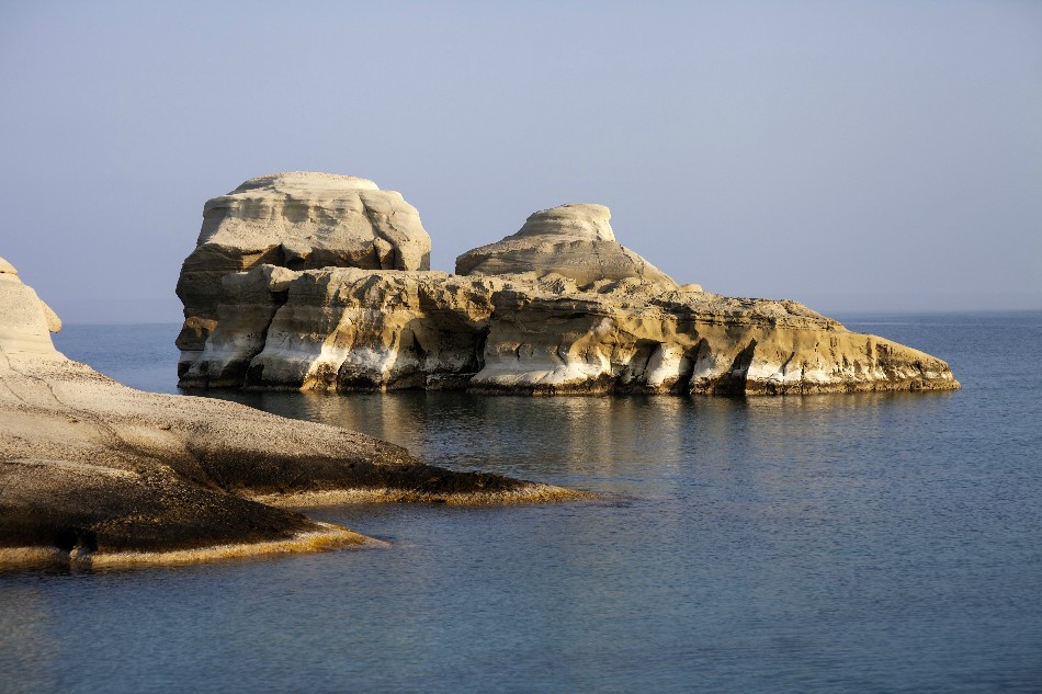 Die griechische Insel Milos gehört zur Gruppe der Kykladen